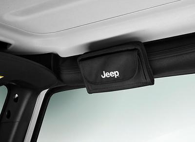 Sonnenbrillentasche mit Jeep Logo Befestigung am Überrollbügel